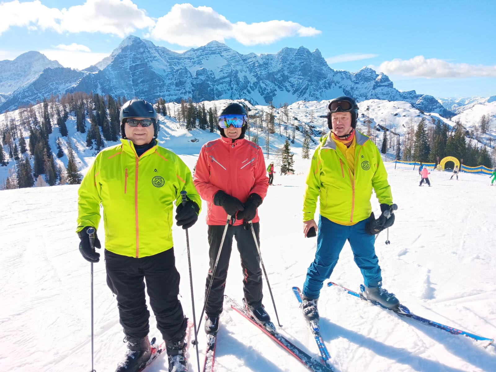 Familienskifahrt & Gaudirennen 2024 in Lofer
